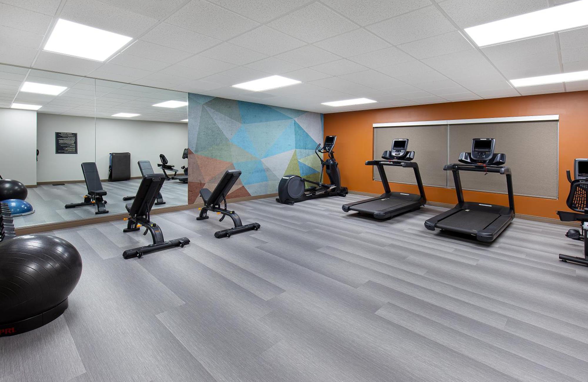 Candlewood Suites Erlanger - South Cincinnati By Ihg Екстериор снимка